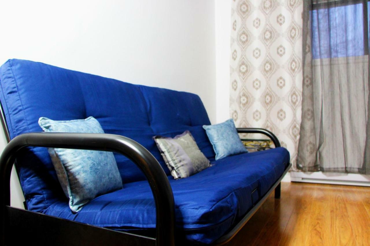 Private Comfy Apartment In Montréal Esterno foto